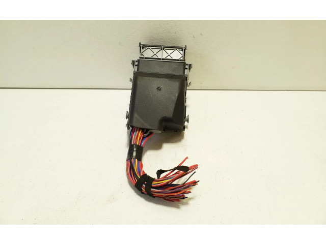 Pojistková skříňka 13222786 Opel Zafira C 2012