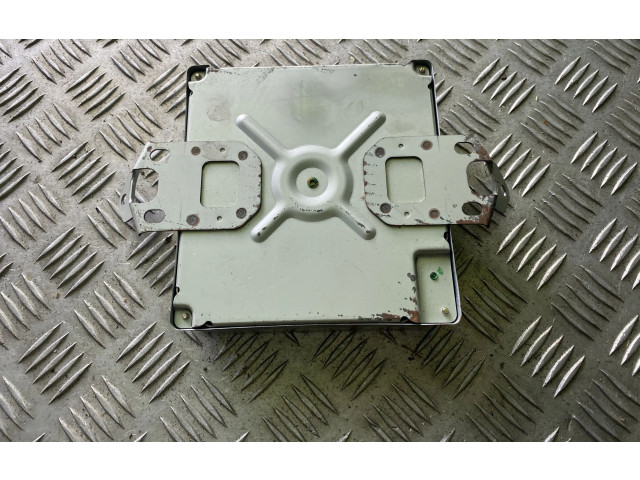 Блок управления двигателя 22611AH04C, R2E4B Subaru Forester SG