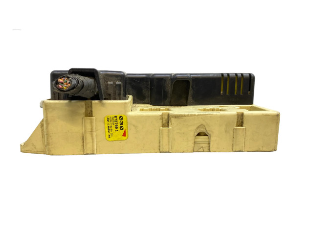 Блок предохранителей 1R8T14A067AB Jaguar S-Type