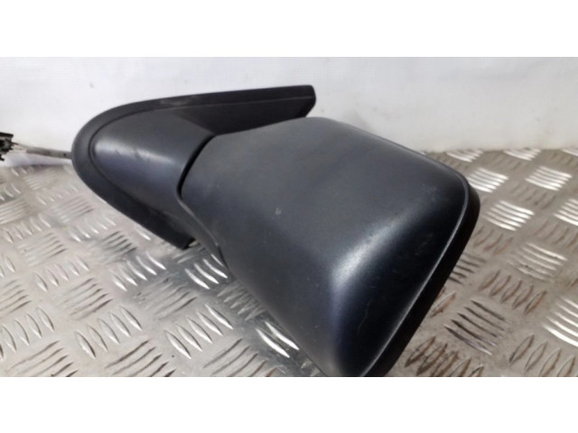 Зеркало (механическое) левое Volkswagen Golf III 1992-1997 года