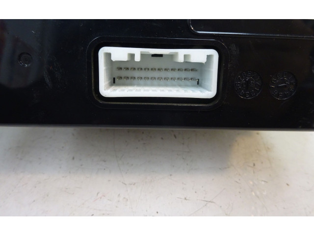 Дисплей    95710-1H700   KIA Ceed