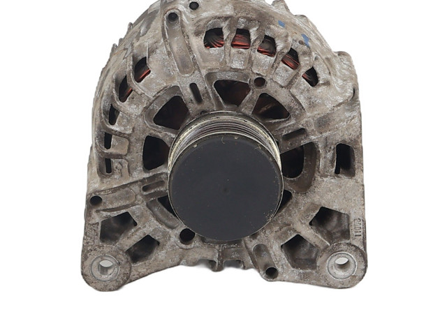 Генератор 231003831R Dacia Duster