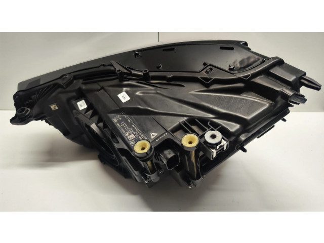 Передняя фара