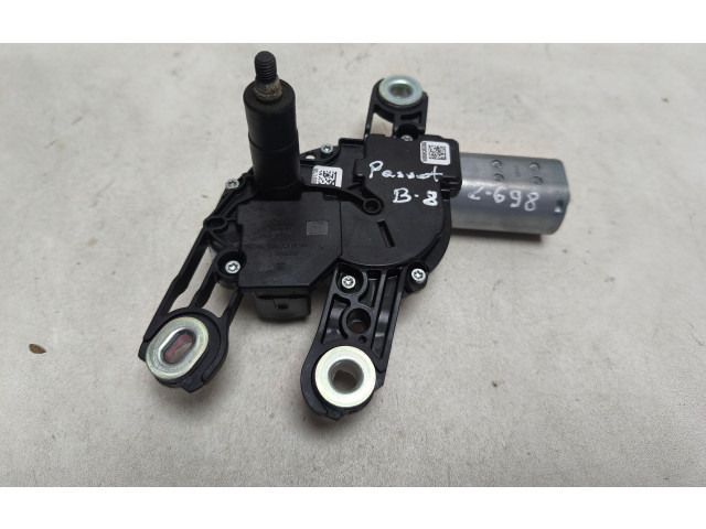 Моторчик заднего дворника 5G0955711A    Volkswagen PASSAT B8