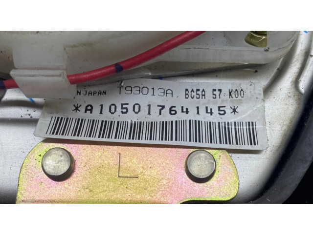 Подушка безопасности водителя BC5A57K00, T93013A Mazda 323