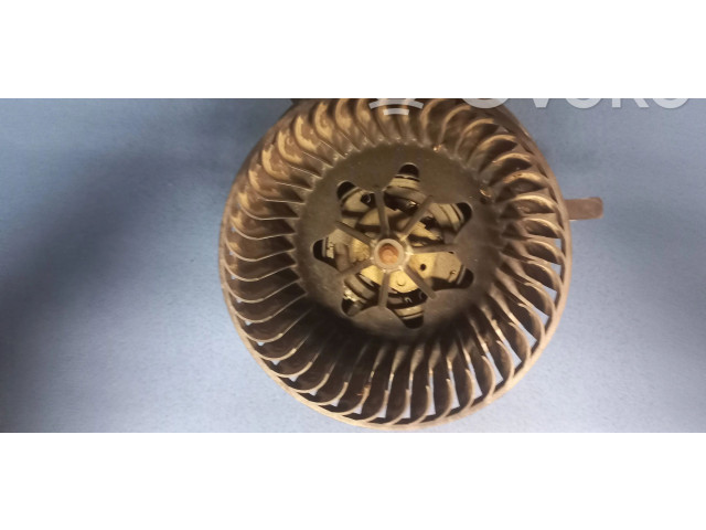 Вентилятор печки F993987Q Skoda Octavia Mk2 (1Z)