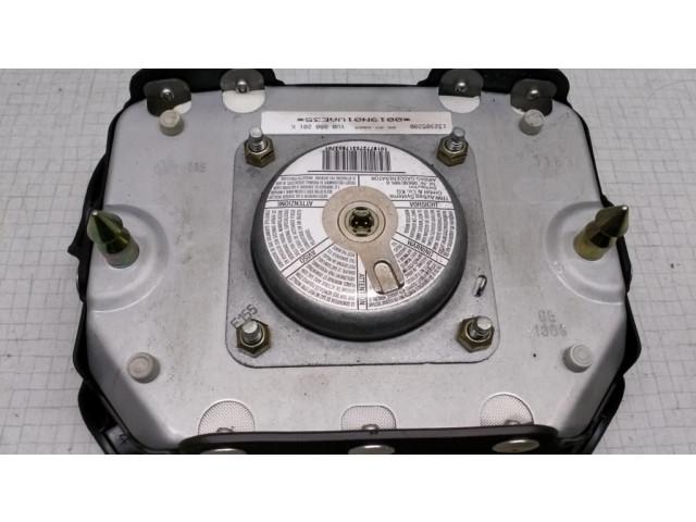 Подушка безопасности водителя 1U0880201K, 132905200 Skoda Octavia Mk1 (1U)