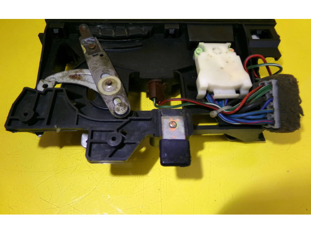 Блок управления климат-контролем MGJ21C Mazda 323