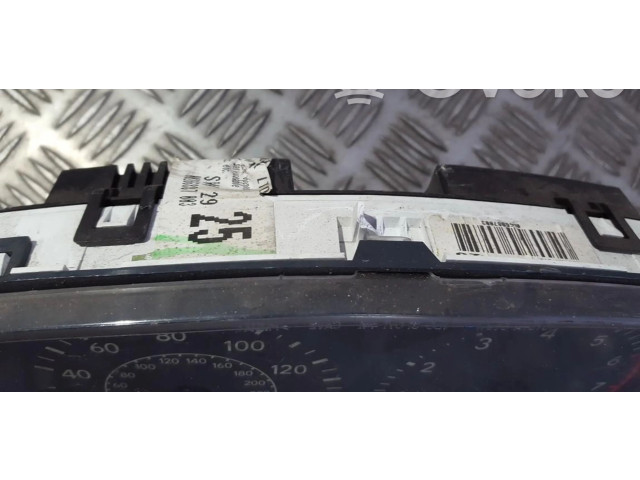 Přístrojová deska Toyota Avensis T220 2000 8380005250, 83800-05250