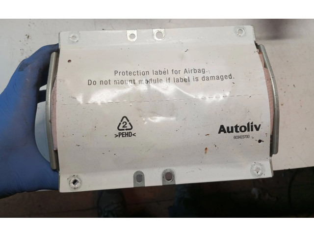 Надувная подушка для пассажира 607561400, 8623233   Volvo V70