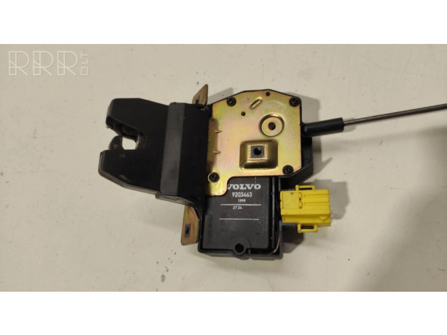 Замок задней крышки