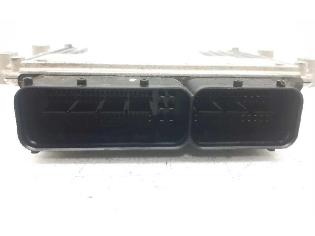 Блок управления двигателем ECU