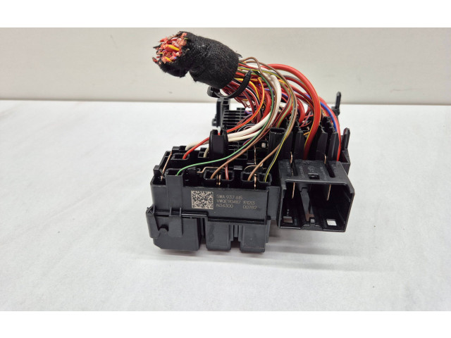 Блок предохранителей 5WA937615   Volkswagen ID.3    