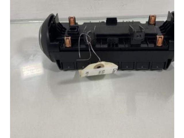 Блок управления климат-контролем    Suzuki Ignis