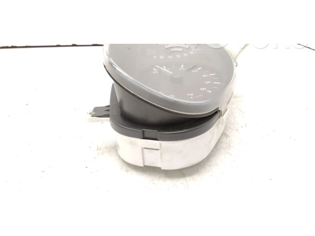 Панель приборов MR308400   Mitsubishi Carisma       