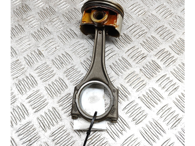 Píst 06E107066DM, 06E198401E Audi A5 CTUB