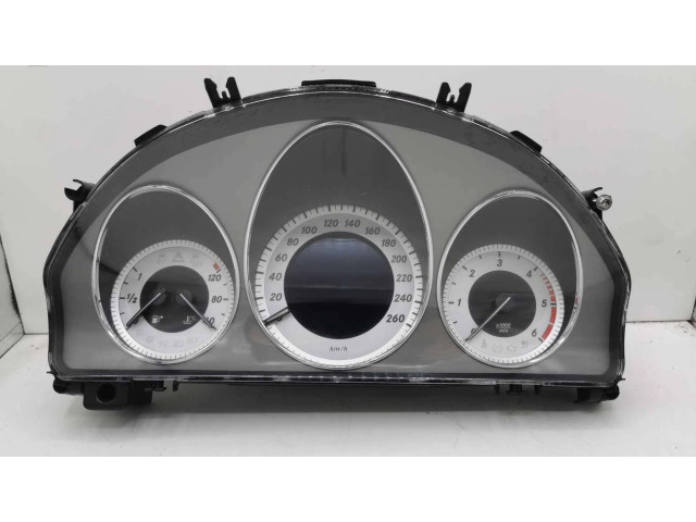 Přístrojová deska Mercedes-Benz GLK (X204) 2012 A2049005509, A2C81600900