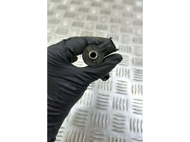 Топливная рампа 8445161267, 35062015F   Jeep Grand Cherokee   для двигателя EXF