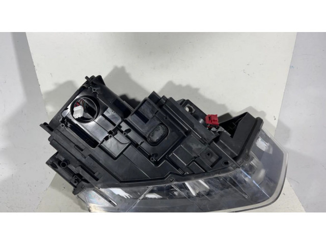 Передняя фара