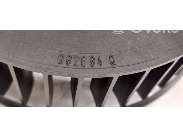 Вентилятор печки 0130007353, 9826966 Mercedes-Benz R W251