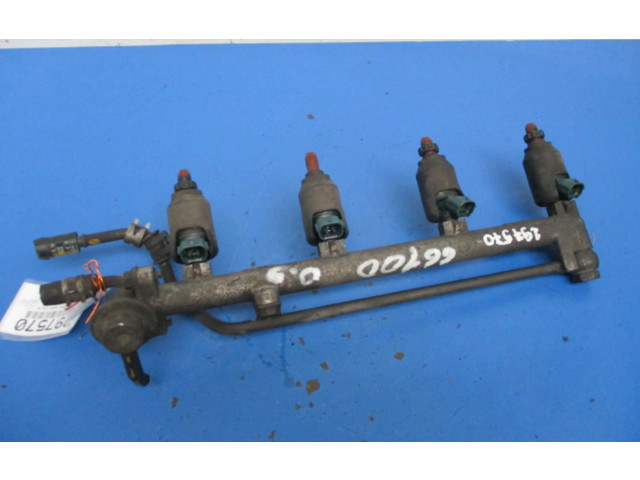 Топливная рампа Mazda 626