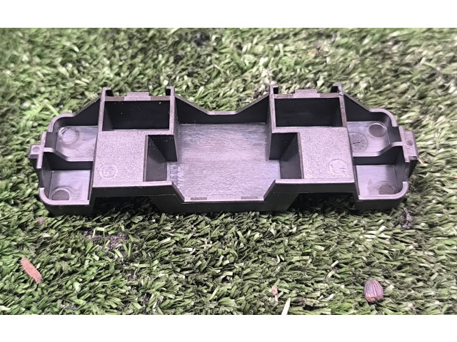 Pojistková skříňka 7H0907300A Volkswagen Transporter - Caravelle T5 2006