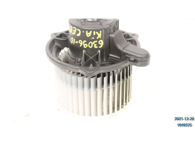 Вентилятор печки 971132L000 KIA Ceed