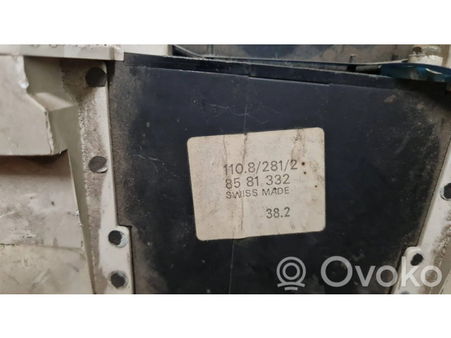 Панель приборов 8581332, 8564940   Saab 900       