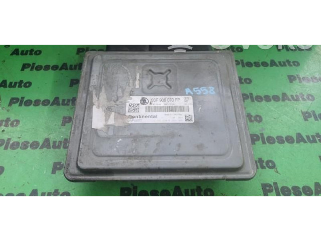 Блок управления двигателем Блок управления 03F906070FP, 5WP44883. Skoda Rapid (NH)