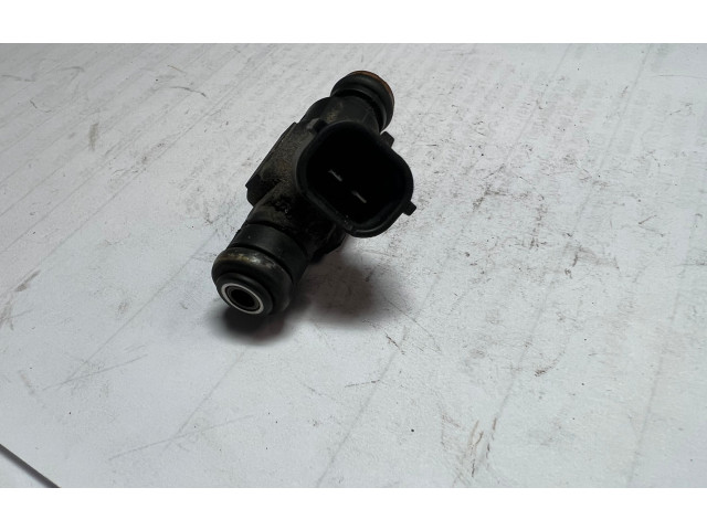 Vstřikovač 3531022600, 9260930006 Hyundai Matrix pro benzínový motor 1.6