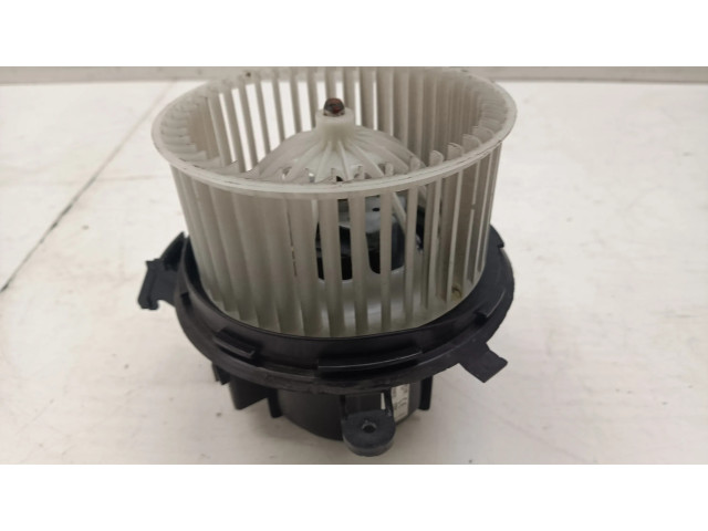 Вентилятор печки       Mercedes-Benz E W212