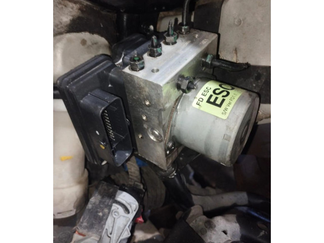 Jednotka ABS 589202L520 Hyundai i30 2012