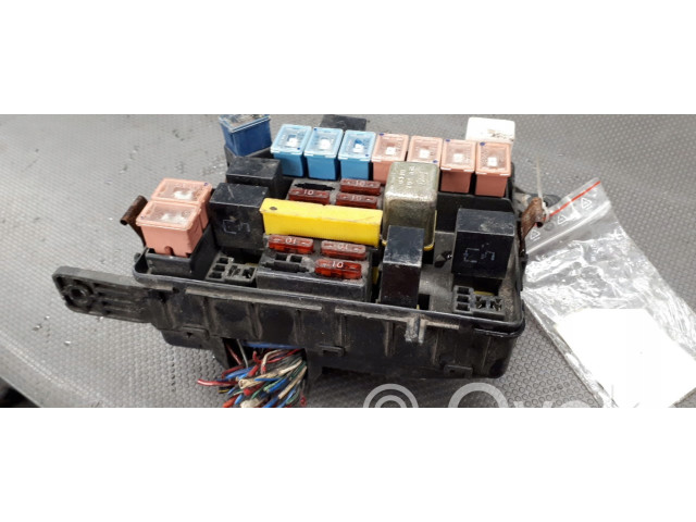 Pojistková skříňka 9121129000 Hyunda Lantra I 1990