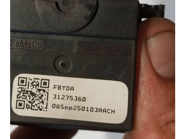 Ручка стеклоочистителей 31275360, 5250103AACH   Volvo V70