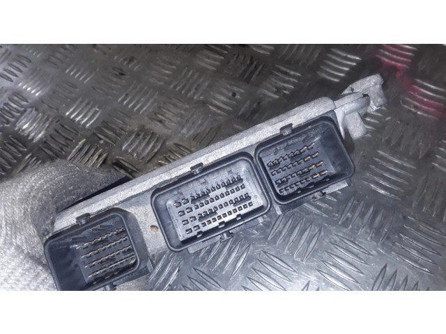 Блок управления двигателя 0281011031, 9646719080   Fiat Ulysse