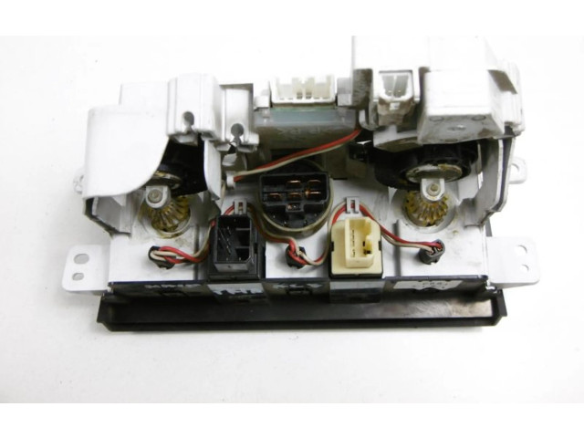 Блок управления кондиционером       Mazda Premacy