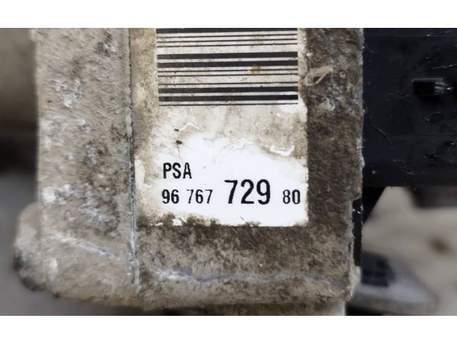 Насос усилителя руля Citroen DS5  2011 - 2018 года 9676772980      