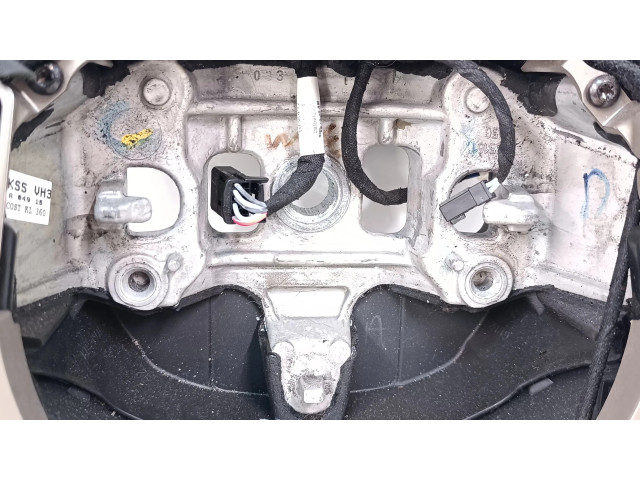 Руль Jeep Cherokee  2013-2020 года P1UU372X9AH      