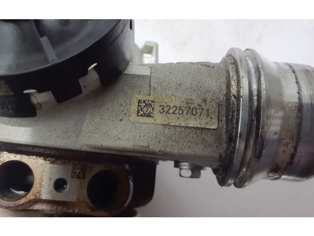 Турбина Volvo XC40 32257071 для двигателя B3154T5