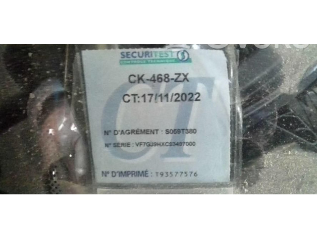 Přístrojová deska Citroen Berlingo 2007 00006105X5