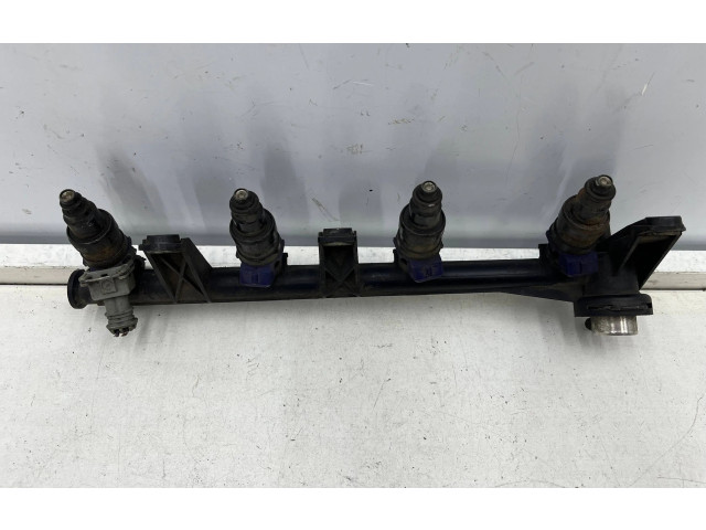 Топливная рампа 7700864726   Renault Clio II  