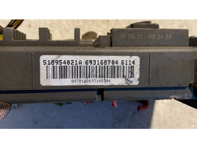 Блок предохранителей 518954021A, 047812869316804 BMW X5 E70