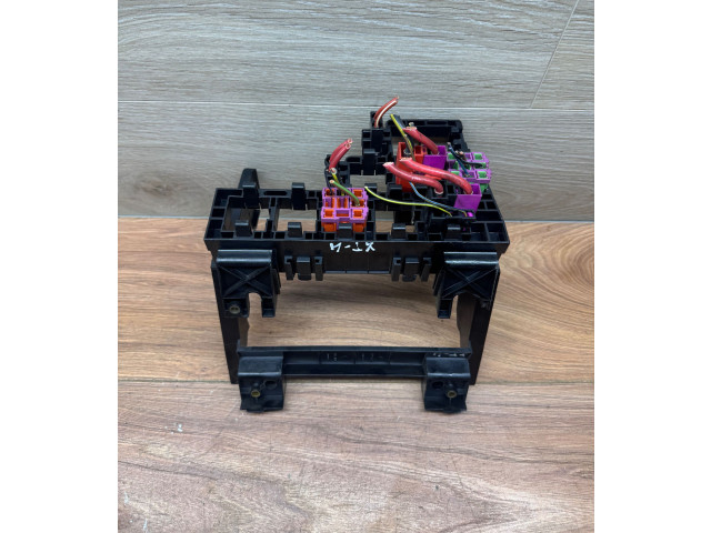 Pojistková skříňka 7M3937499, YM2114A323BA Seat Alhambra (Mk1) 2000