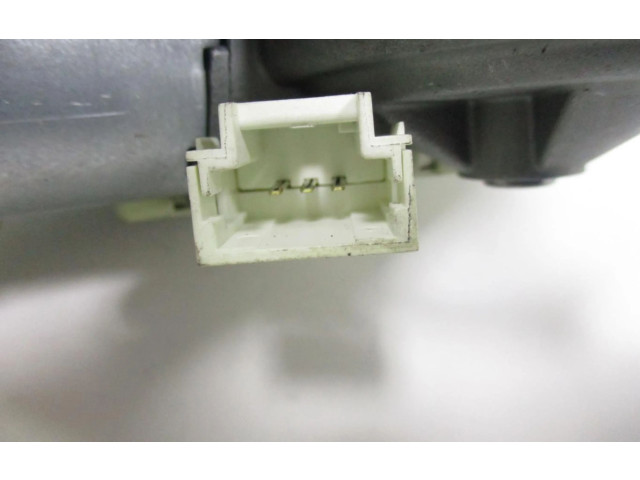 Моторчик заднего дворника 8200311486F Renault Twingo II