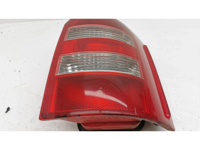 Задний фонарь правый 8Z0945096B Audi A2