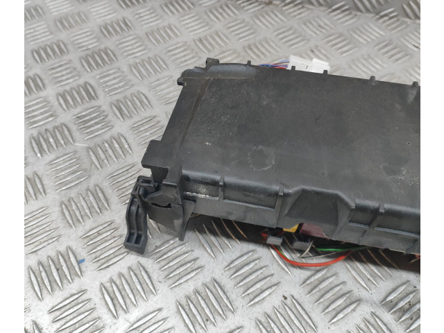 Блок предохранителей A2469067200, A2465400140 Mercedes-Benz A W176