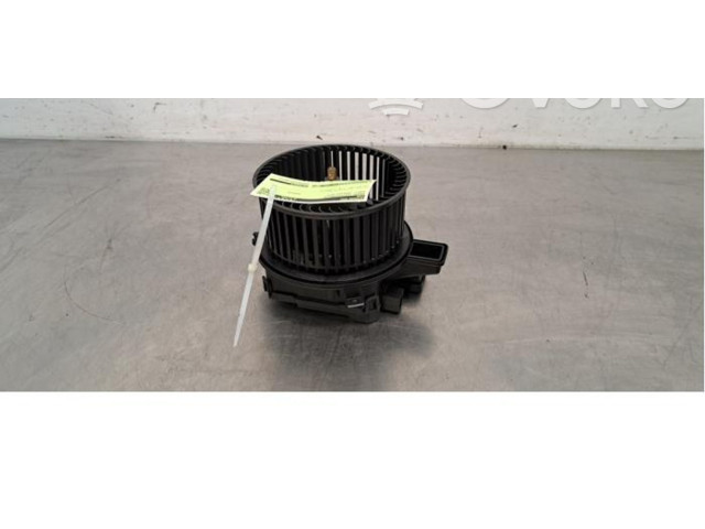 Вентилятор печки    4M1820021C   Audi e-tron