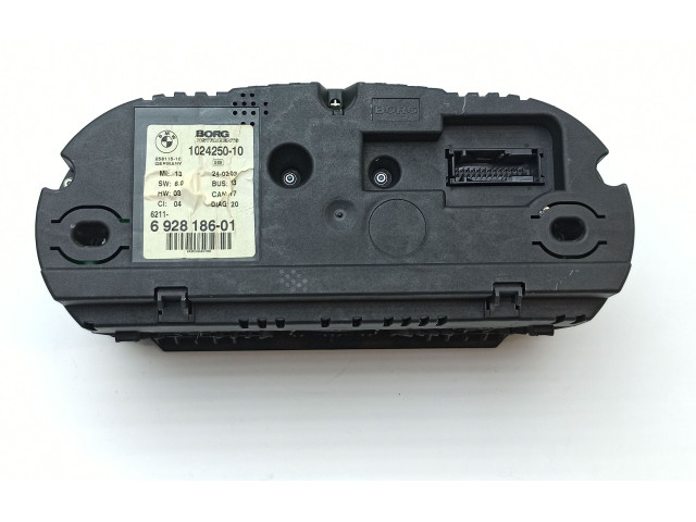 Панель приборов 6928186, 692818601   BMW Z4 E85 E86       