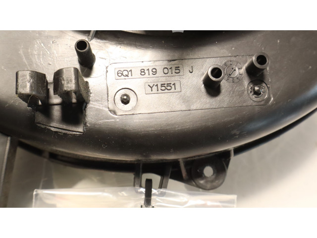 Вентилятор печки Skoda Fabia Mk2 (5J)