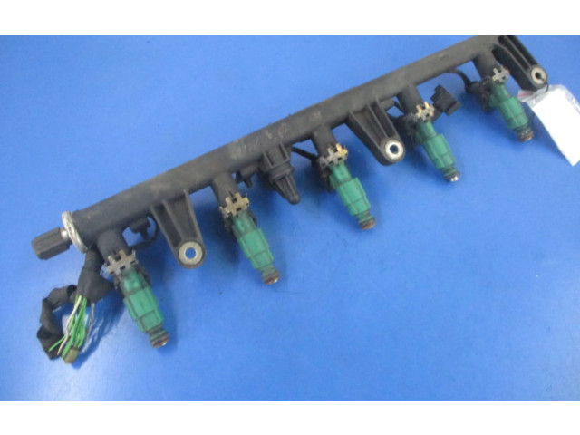 Топливная рампа Lancia Kappa для двигателя ---